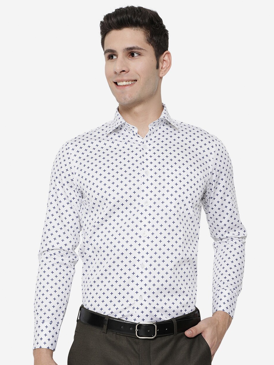 

METAL Men White Slim Fit Printed Formal Shirt