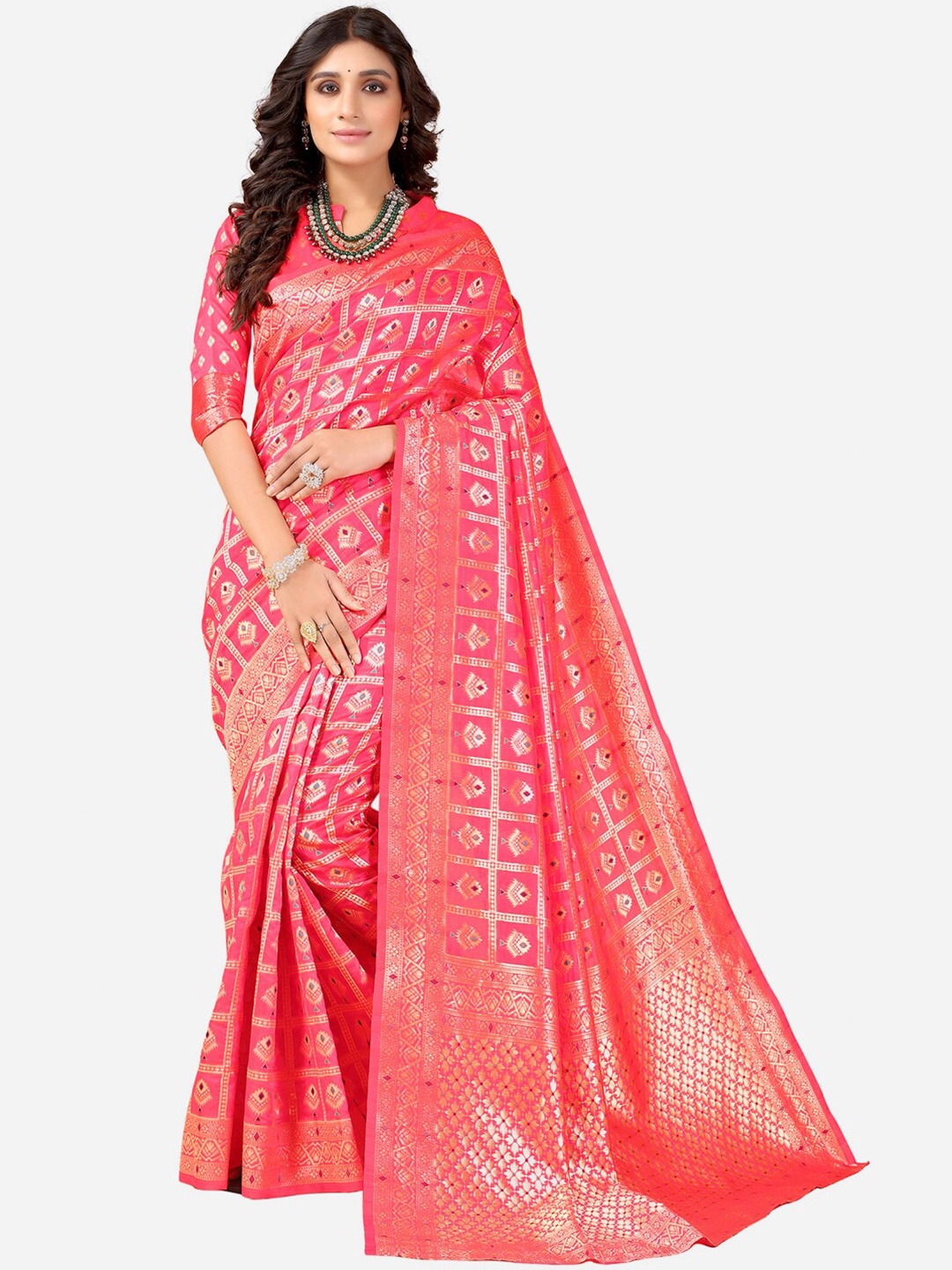 

Satrani Pink & Gold-Toned Floral Zari Patola Saree