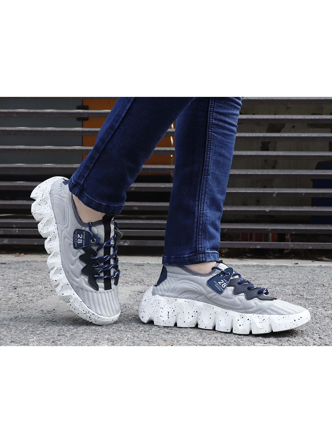 

Hundo P Men Grey Colourblocked Slip-On Sneakers