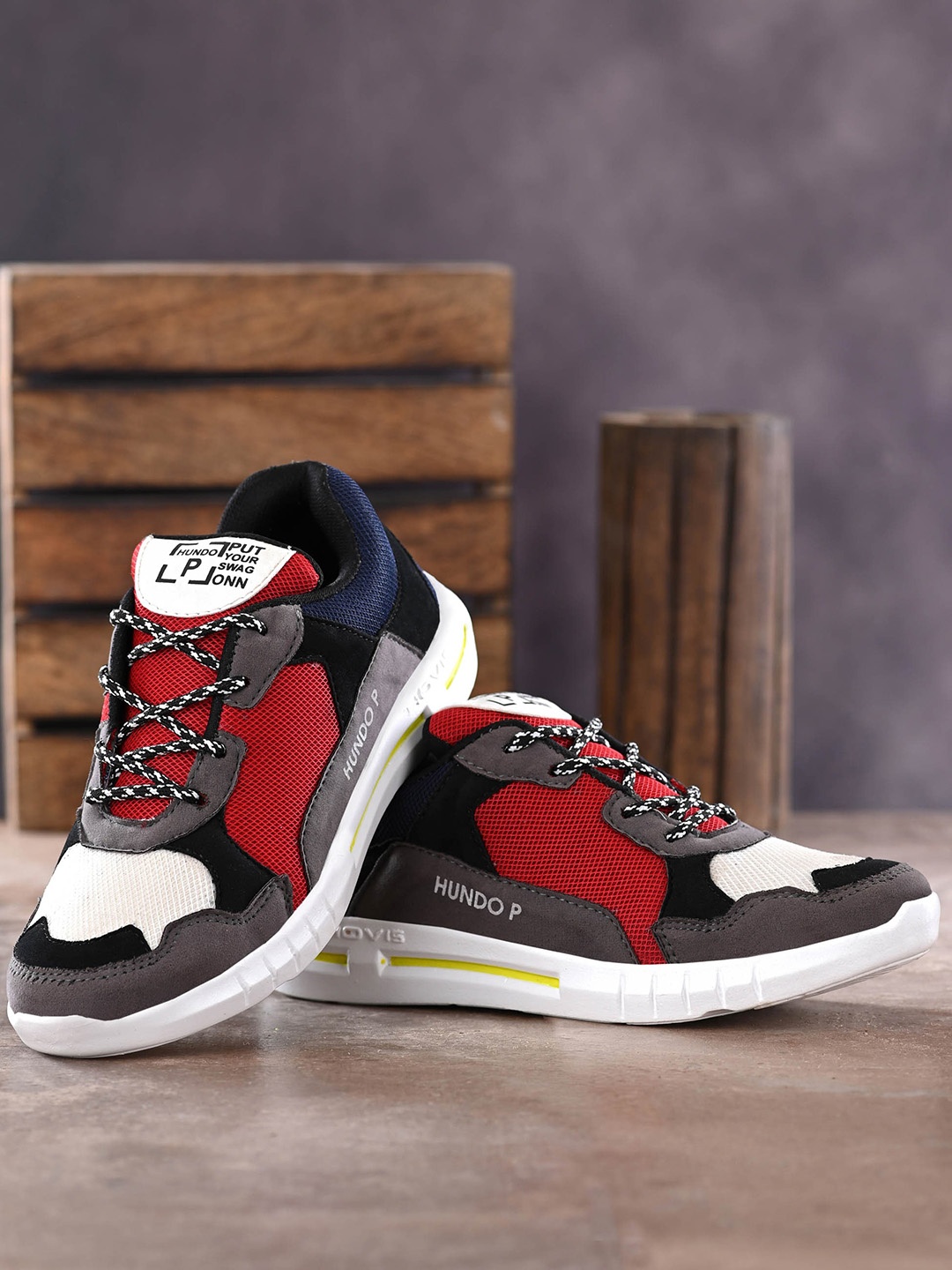 

Hundo P Men Grey & Red Colourblocked Sneakers