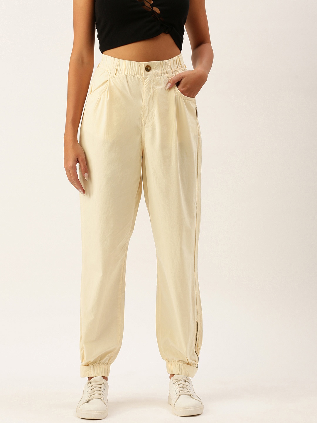 

FOREVER 21 Women Cream-Coloured Solid Mid-Rise Pure Cotton Joggers Trousers