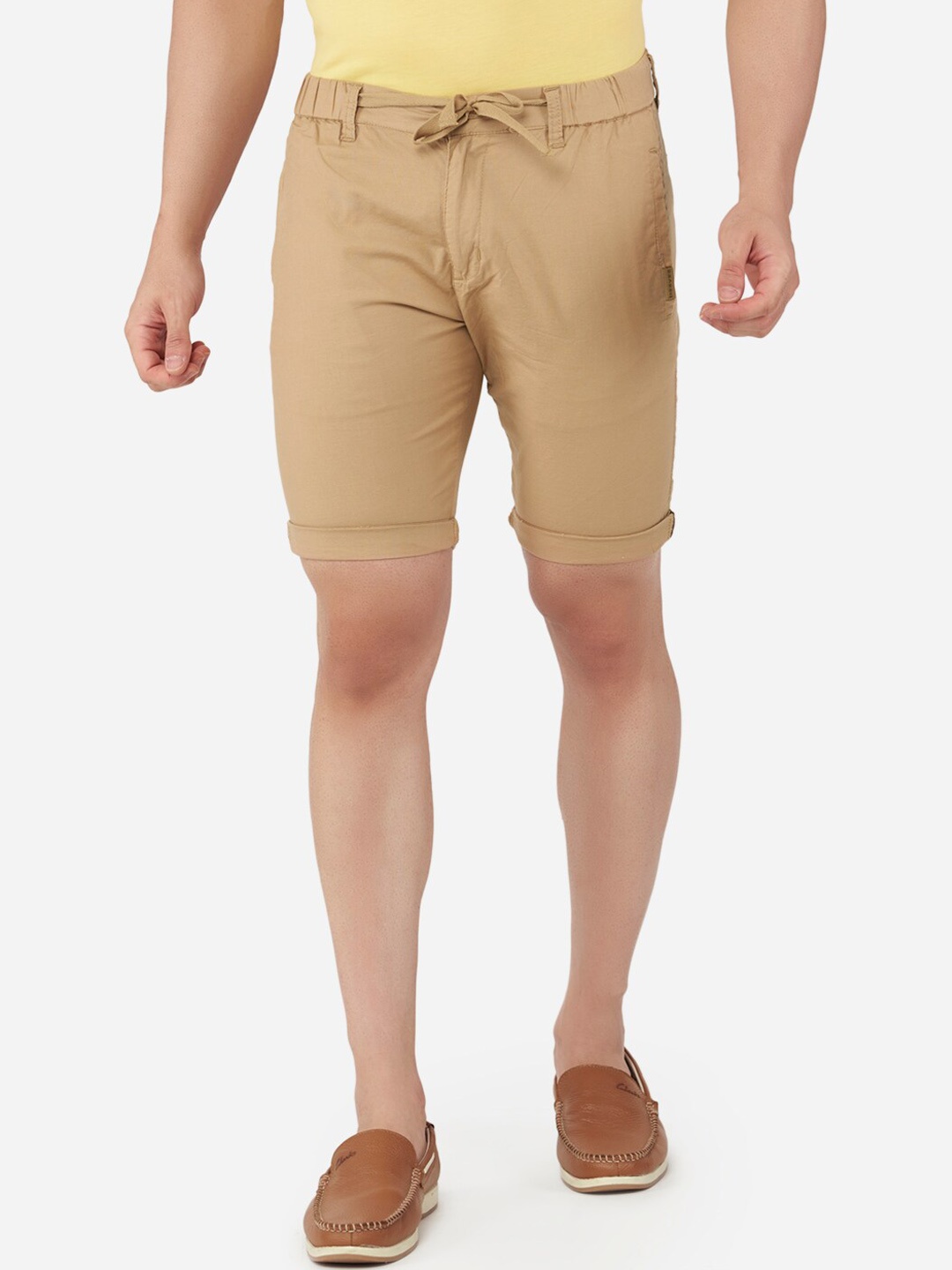 

beevee Men Beige Solid Regular Shorts