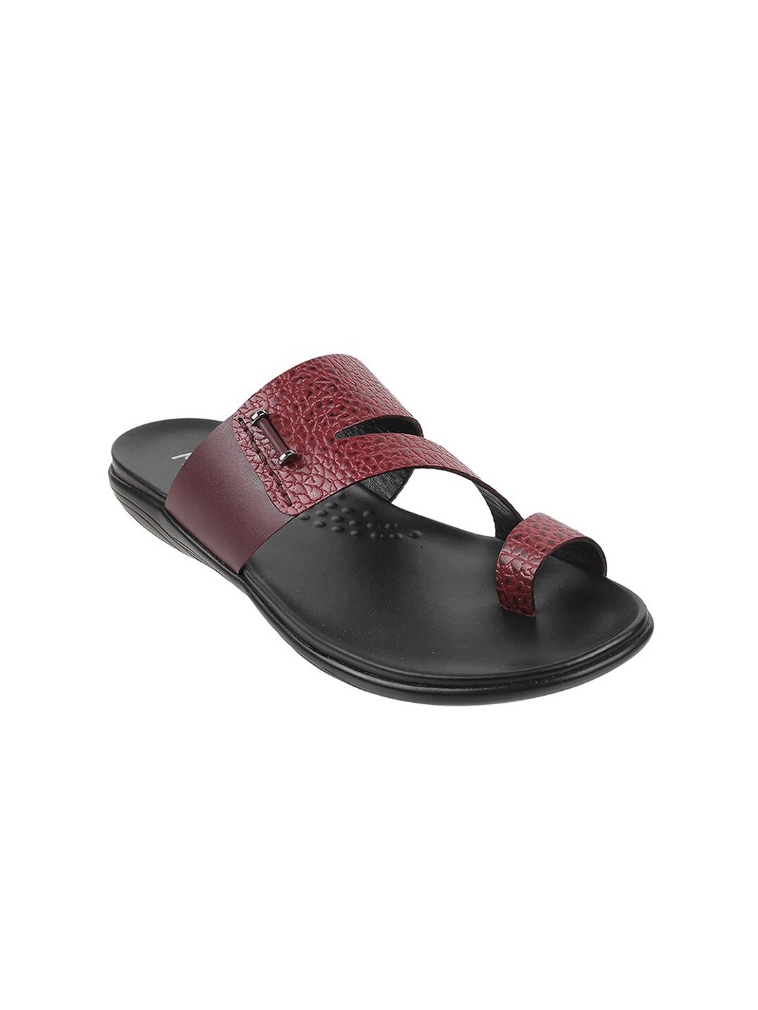 

Metro Men Maroon Leather Comfort Sandals