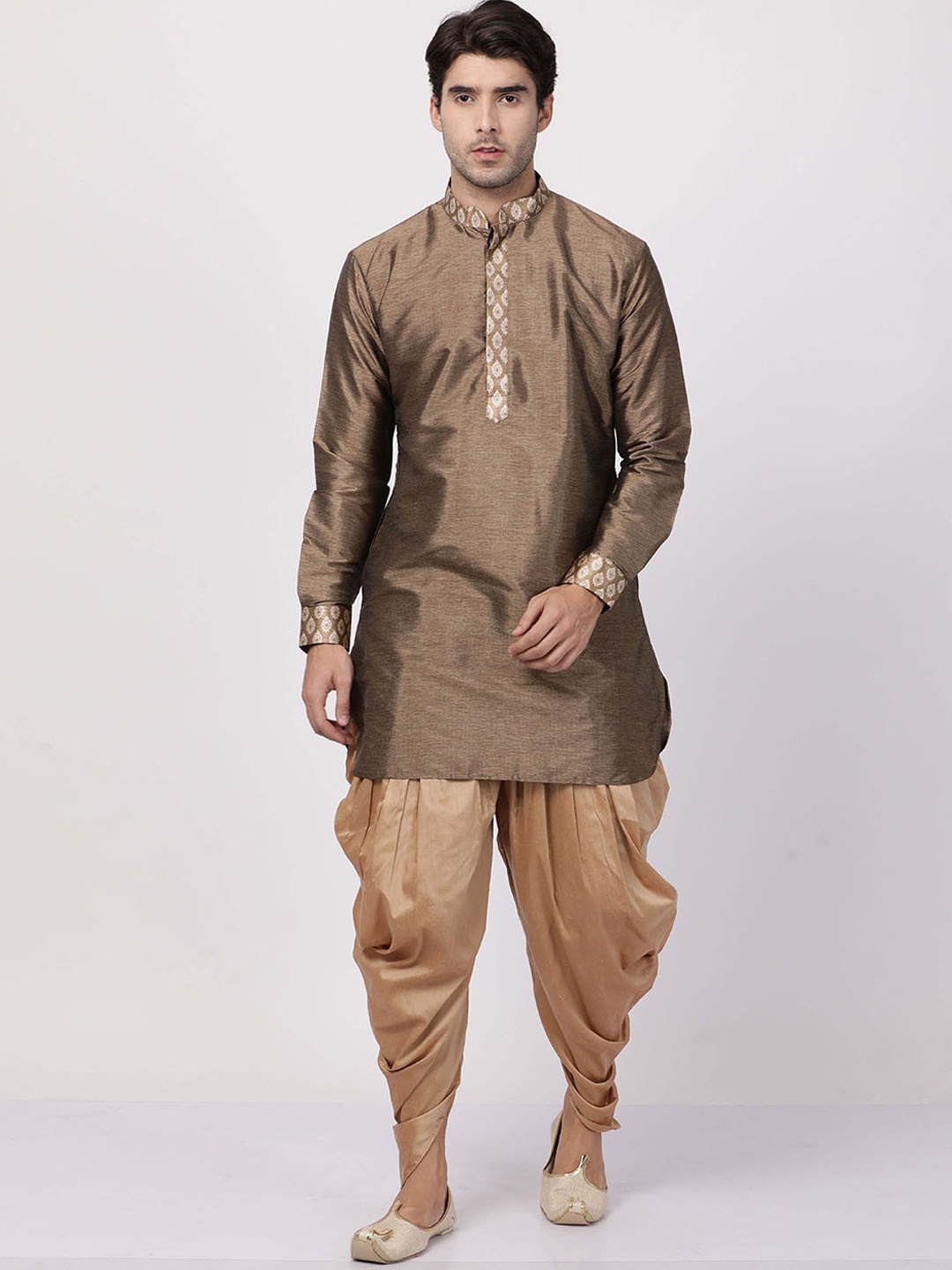 

VASTRAMAY Men Bronze-Toned Kurta with Dhoti Pants