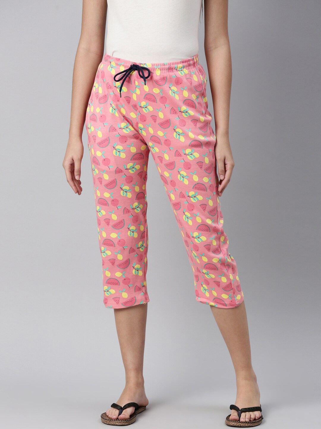

Kryptic Women Conversational Printed Pure Cotton Relaxed Fit Capris, Coral