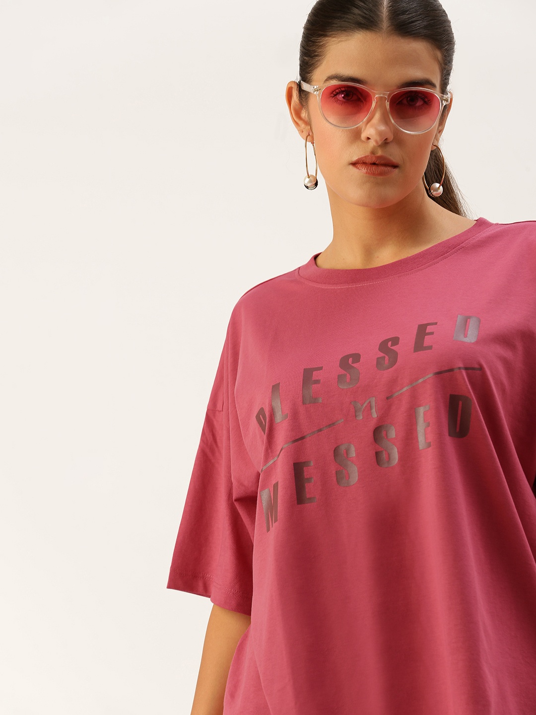 

FOREVER 21 Women Pink & Black Typography Printed Drop-Shoulder Sleeves T-shirt
