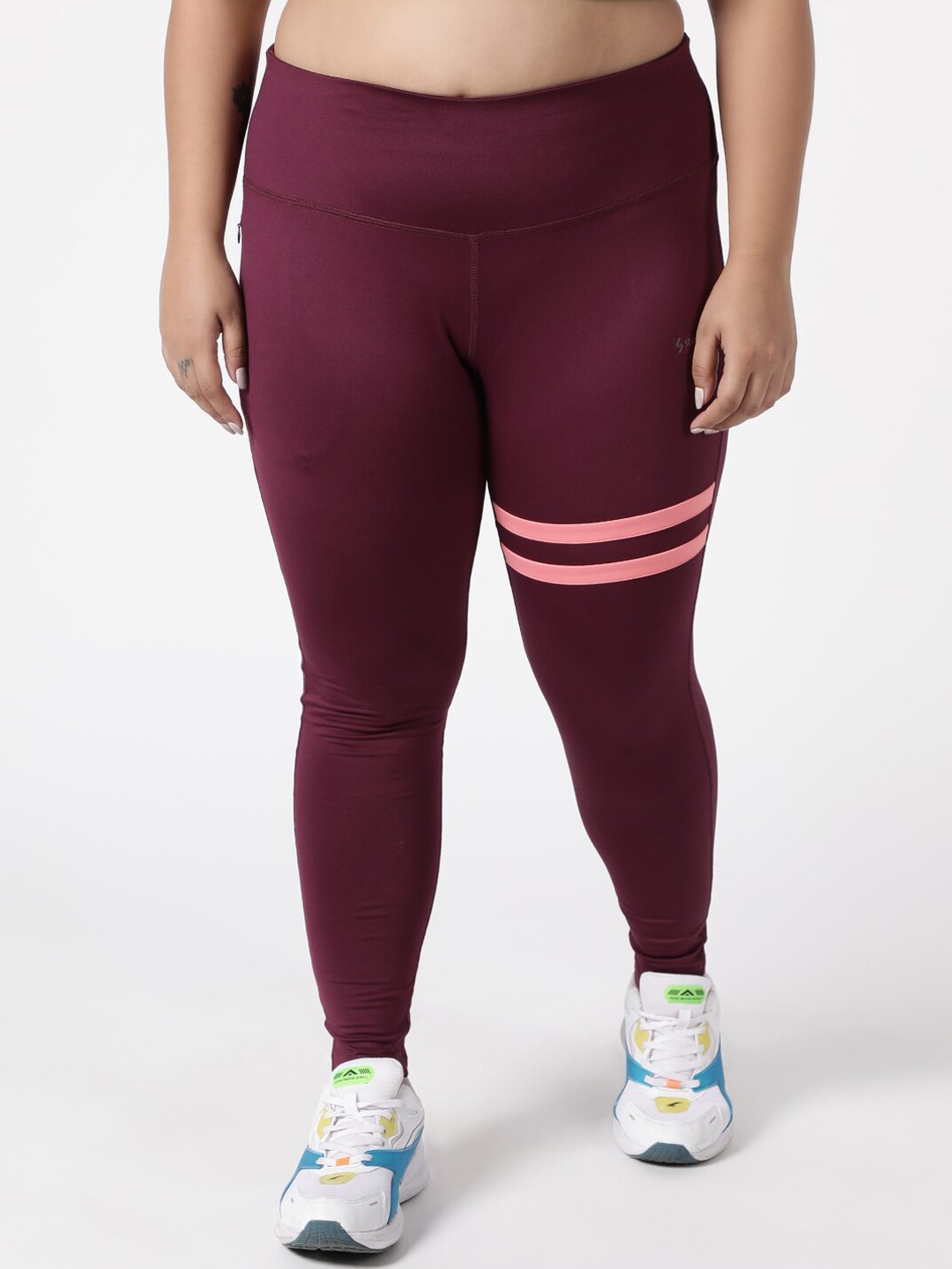 

STUDIOACTIV Women Plus Size Maroon Solid Tights