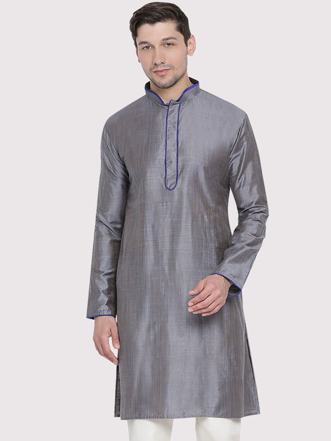 

VASTRAMAY Men Grey Solid Cotton Silk Kurta