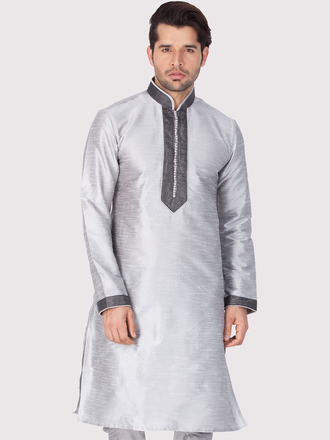

VASTRAMAY Men Grey Thread Work Kurta