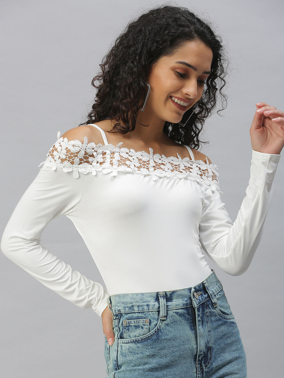 

SHOWOFF White Off-Shoulder Bardot Top