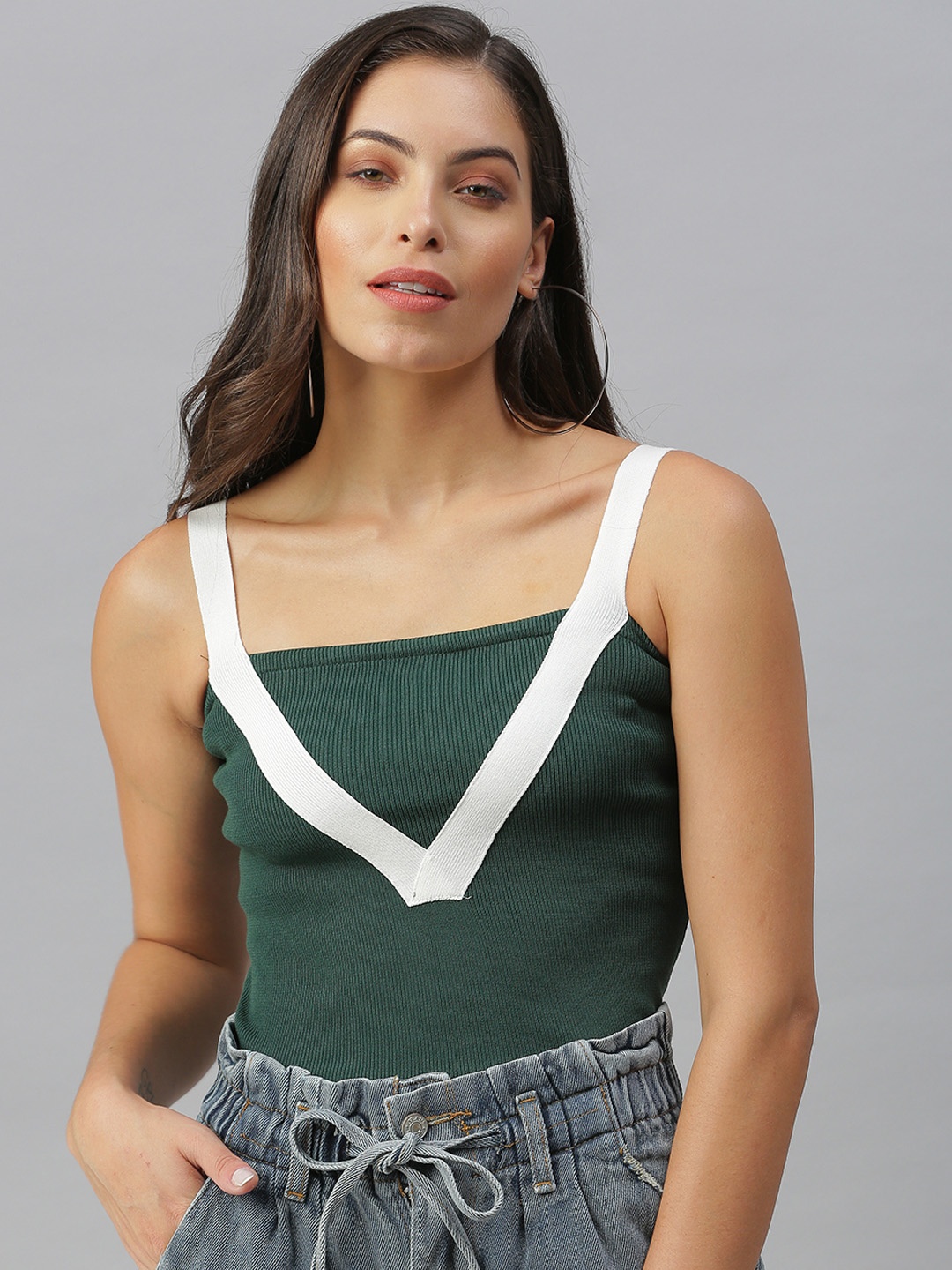 

SHOWOFF Green & White Colourblocked Top