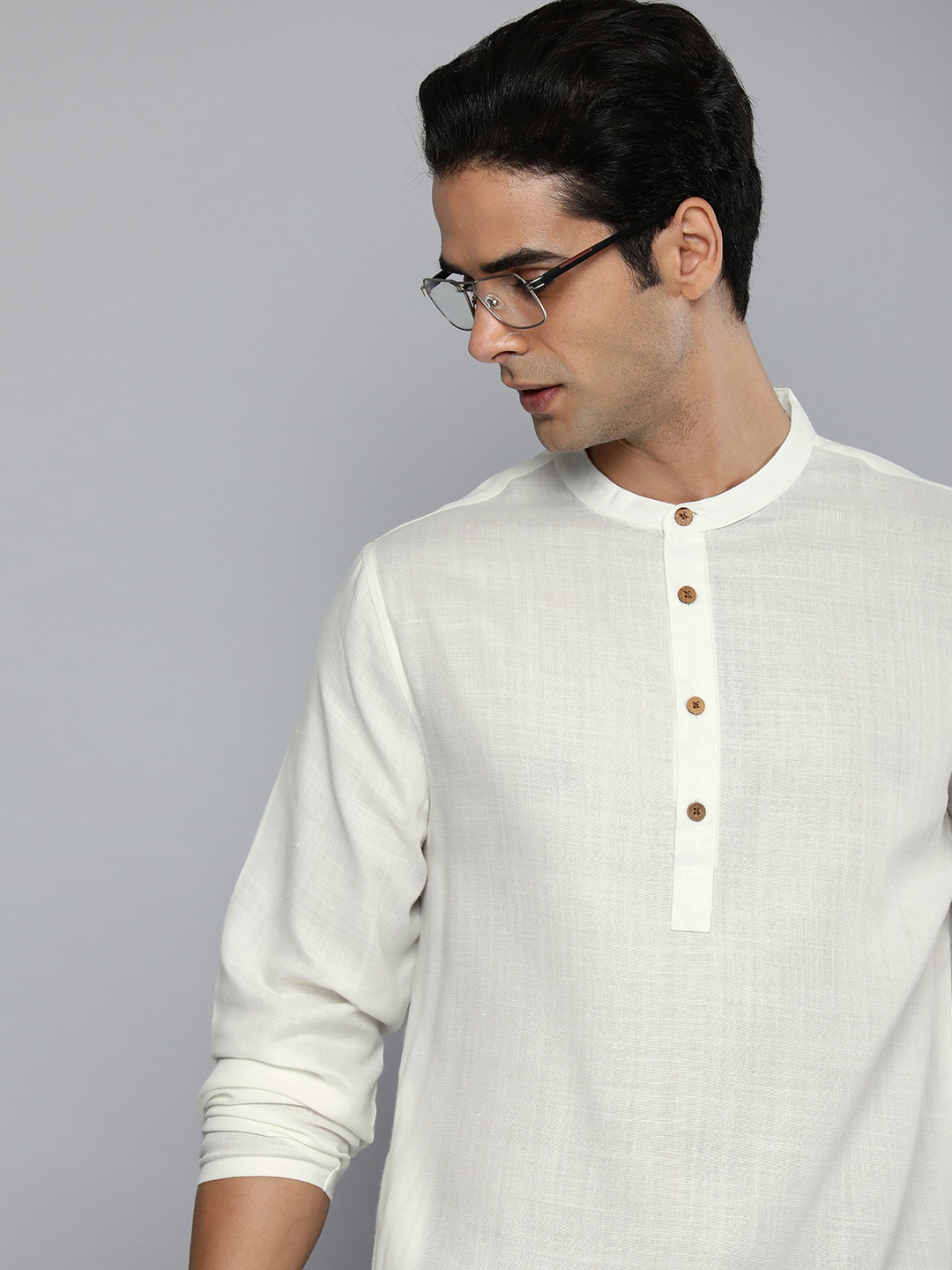 

HERE&NOW Men Off-White Solid Kurta