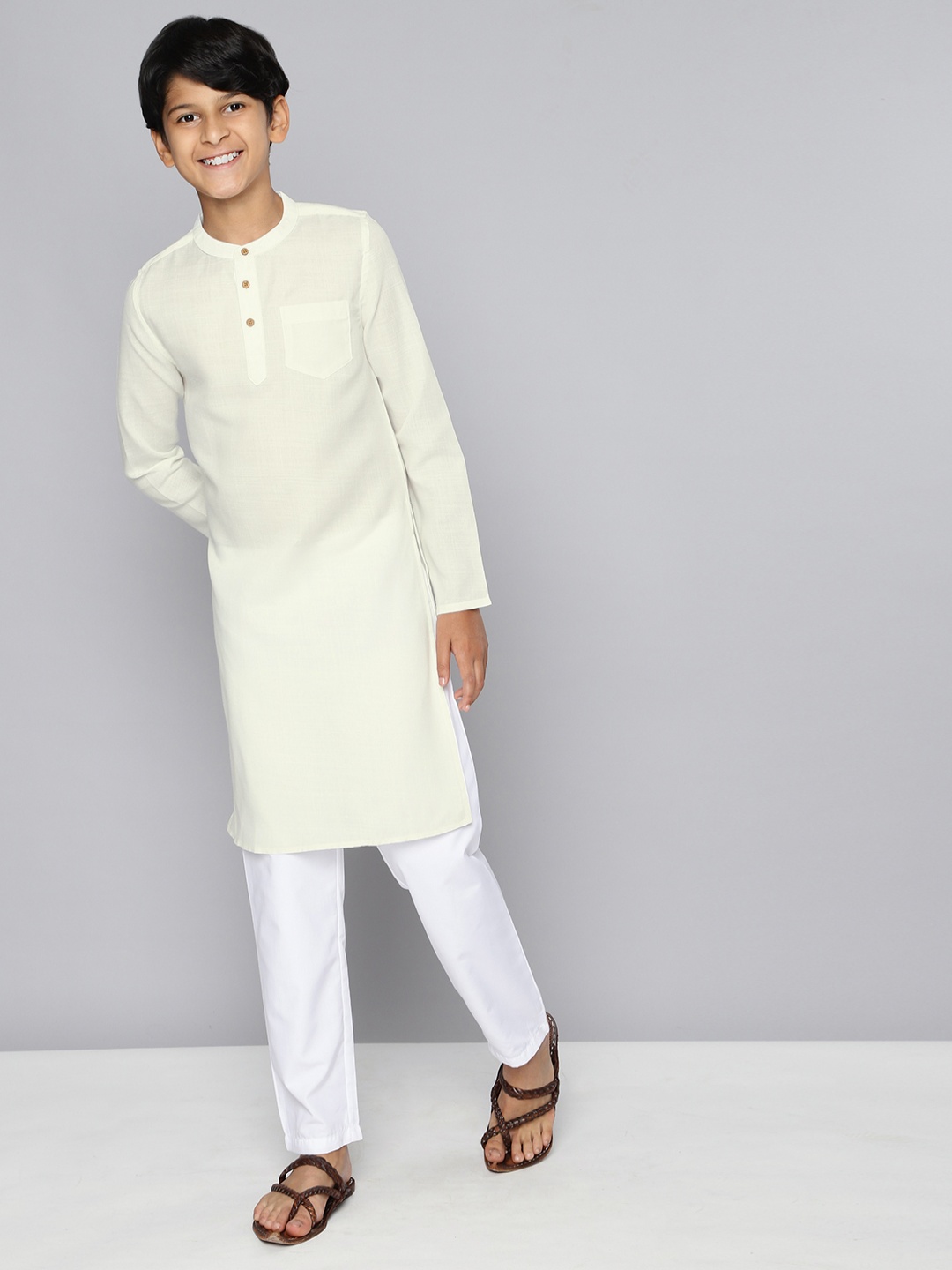 

HERE&NOW Boys White Solid Kurta with Pyjamas