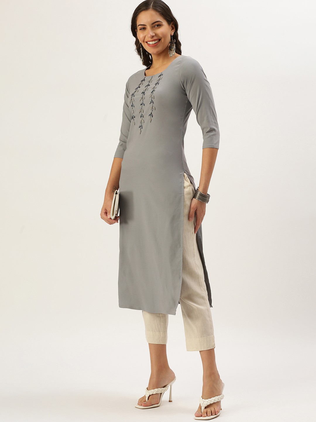 

SHOWOFF Women Grey Striped Thread Work Kurta