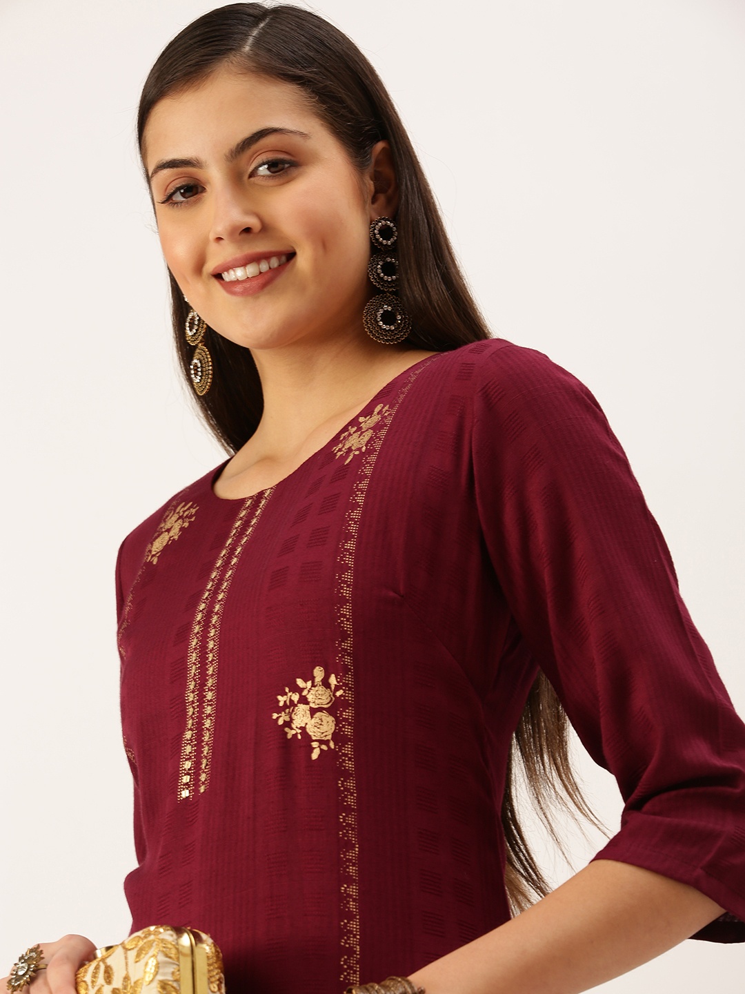 

SHOWOFF Women Magenta Striped Thread Work Floral Jacquard Kurta