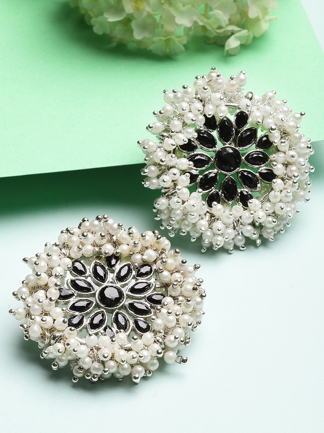 

KARATCART Silver-Plated Black & White Kundan Studded & Pearls Beaded Drop Earrings