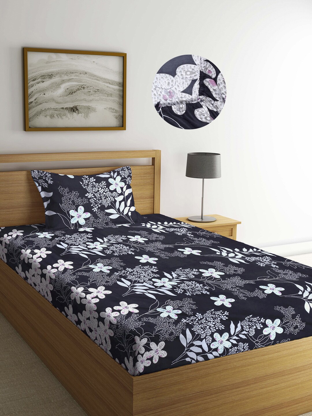 

Arrabi Black & White Floral 300 TC Single Bedsheet with 1 Pillow Covers