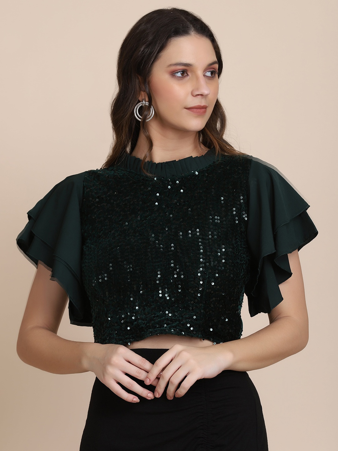 

Paralians Green Sequinned Embellished Velvet Crop Top