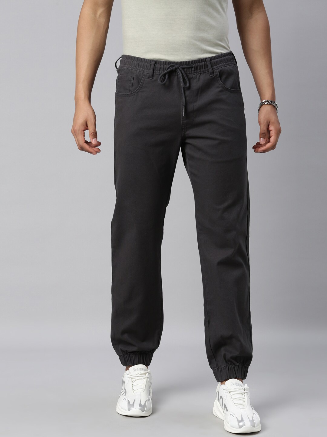 

Breakbounce Men Grey Slim Fit Joggers Trousers