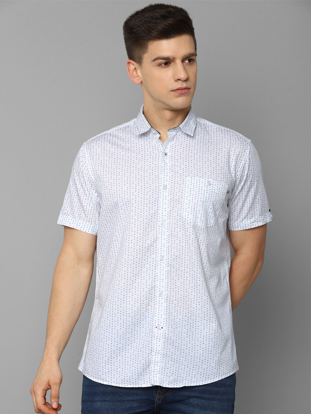 

Louis Philippe Sport Men Blue Slim Fit Printed Pure cotton Casual Shirt