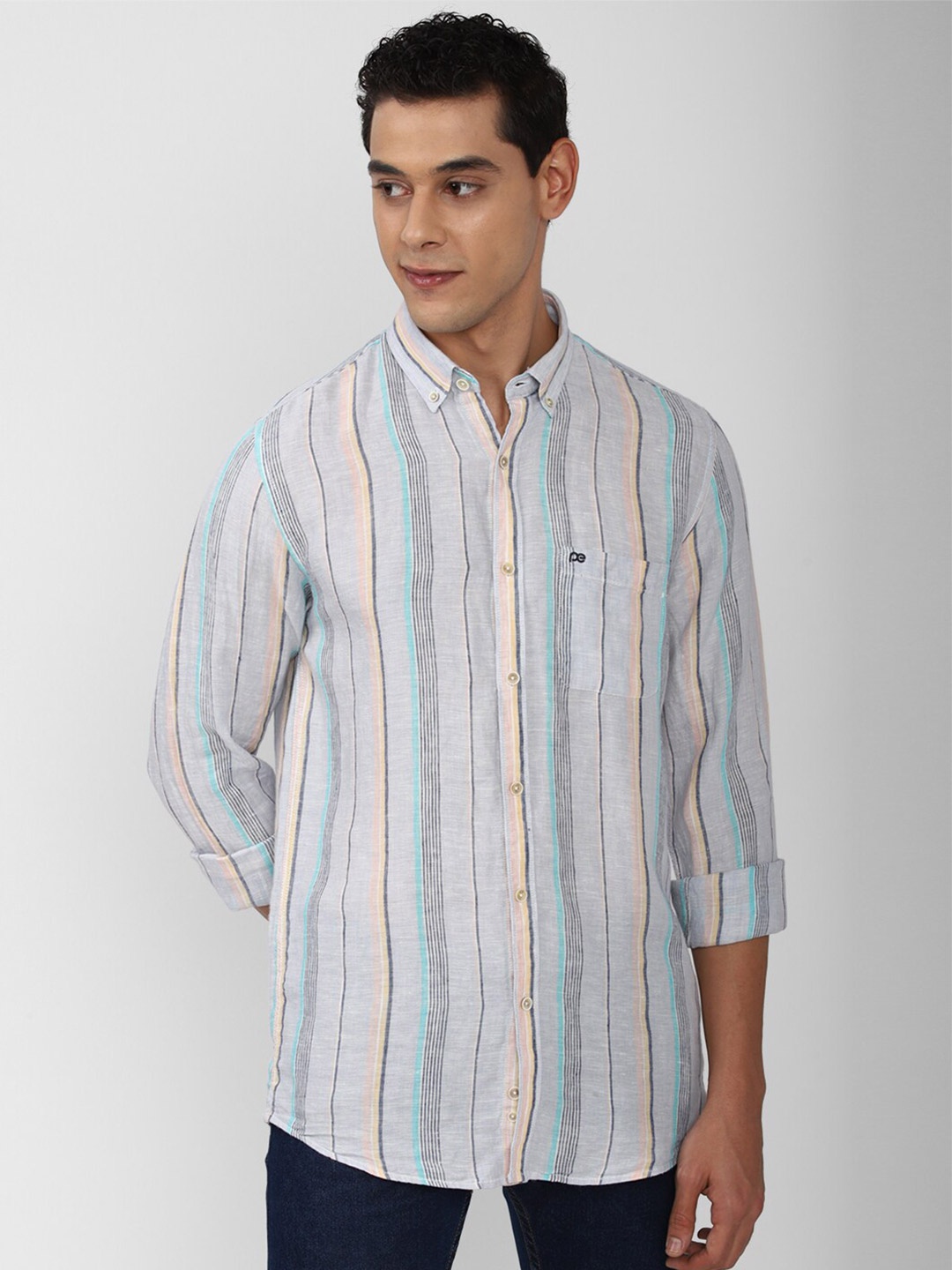

Peter England Casuals Men Blue Slim Fit Striped Casual Shirt