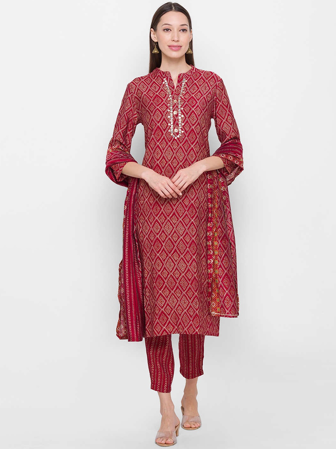 

ZOLA Women Maroon Bandhani Printed Gotta Patti Kurta with Trousers & With Dupatta