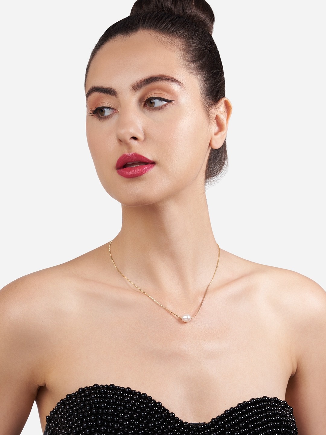 

Zaveri Pearls Gold-Plated White Brass Pearl Necklace