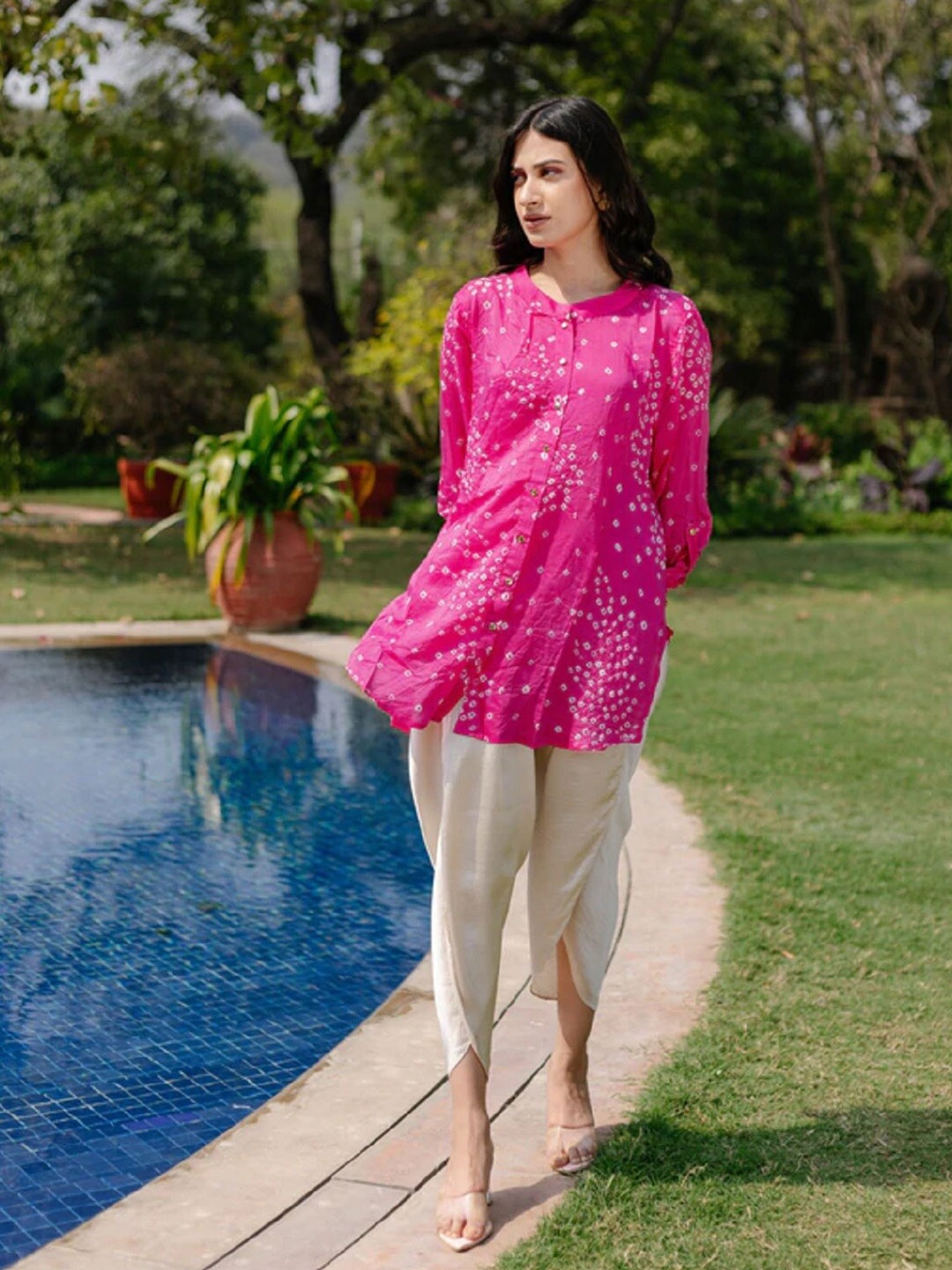 

CHIQUE Women Pink & White Printed Tunic