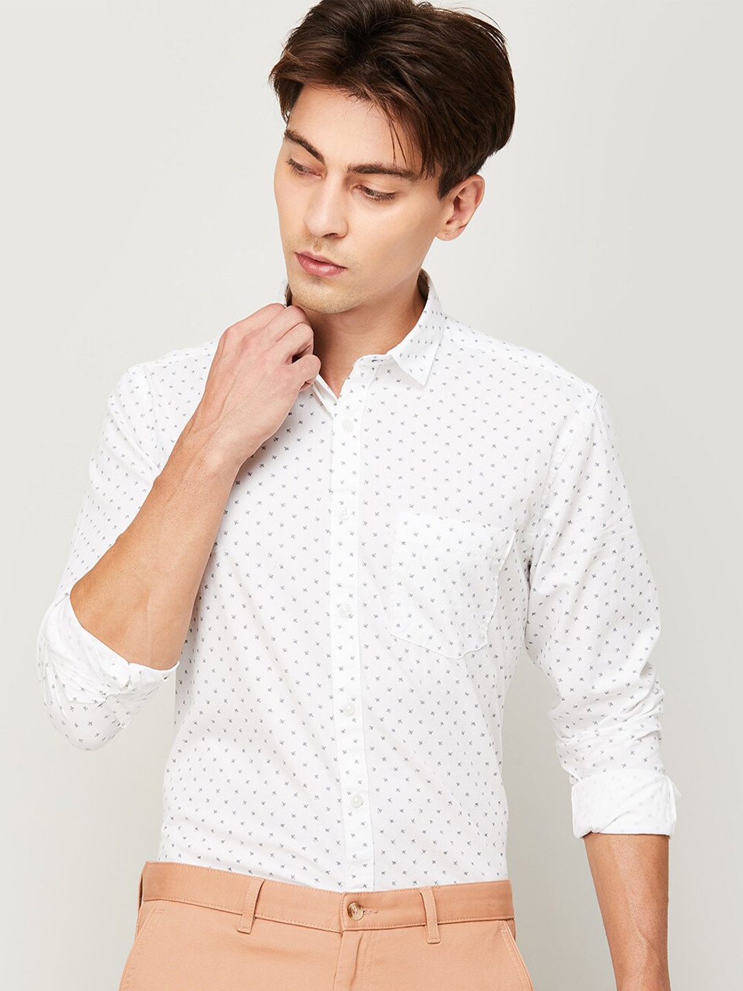 

CODE by Lifestyle Men White Slim Fit Printed Cotton Casual Shirt