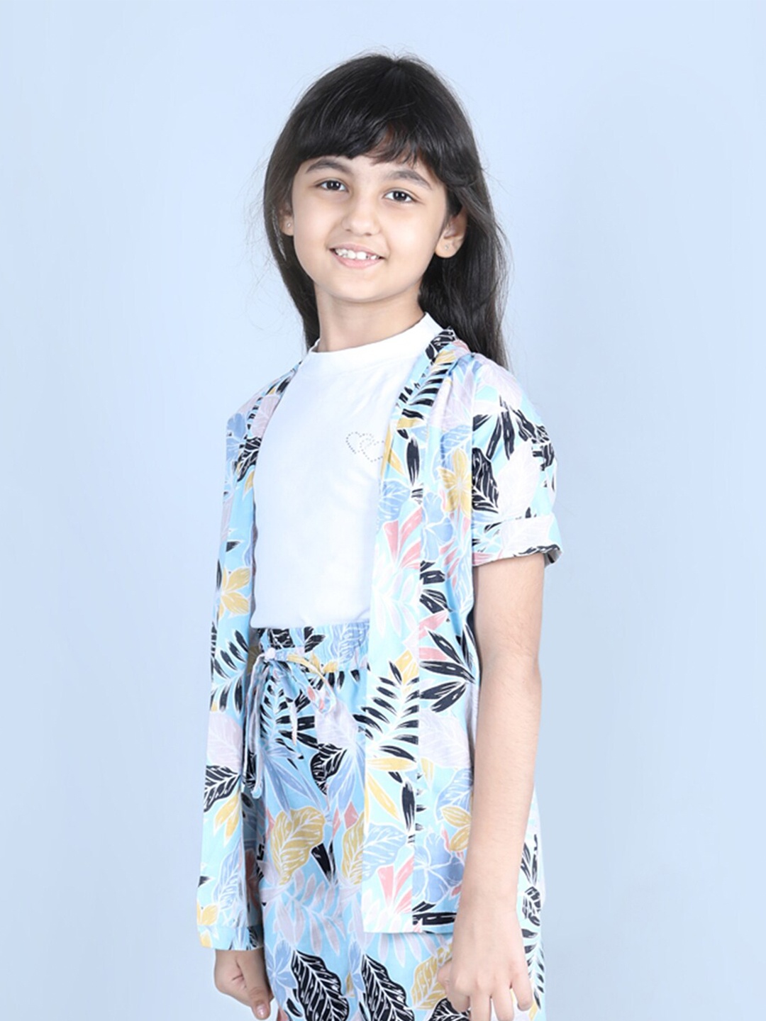 

luyk Girls Blue & Black Tropical Printed Shrug