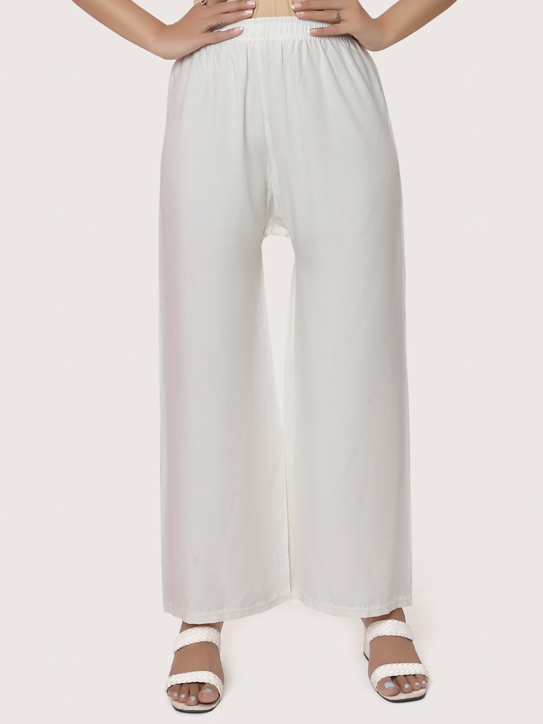 

ZRI Women Cream-Coloured Knitted Palazzos