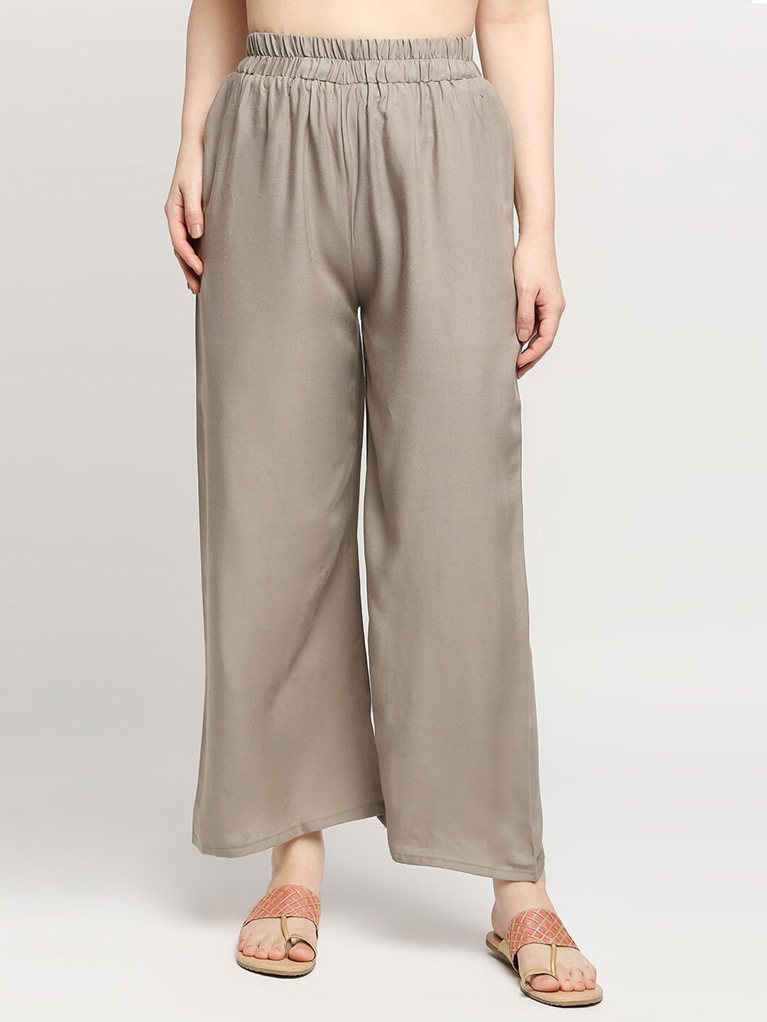 

ZRI Women Grey Knitted Palazzos