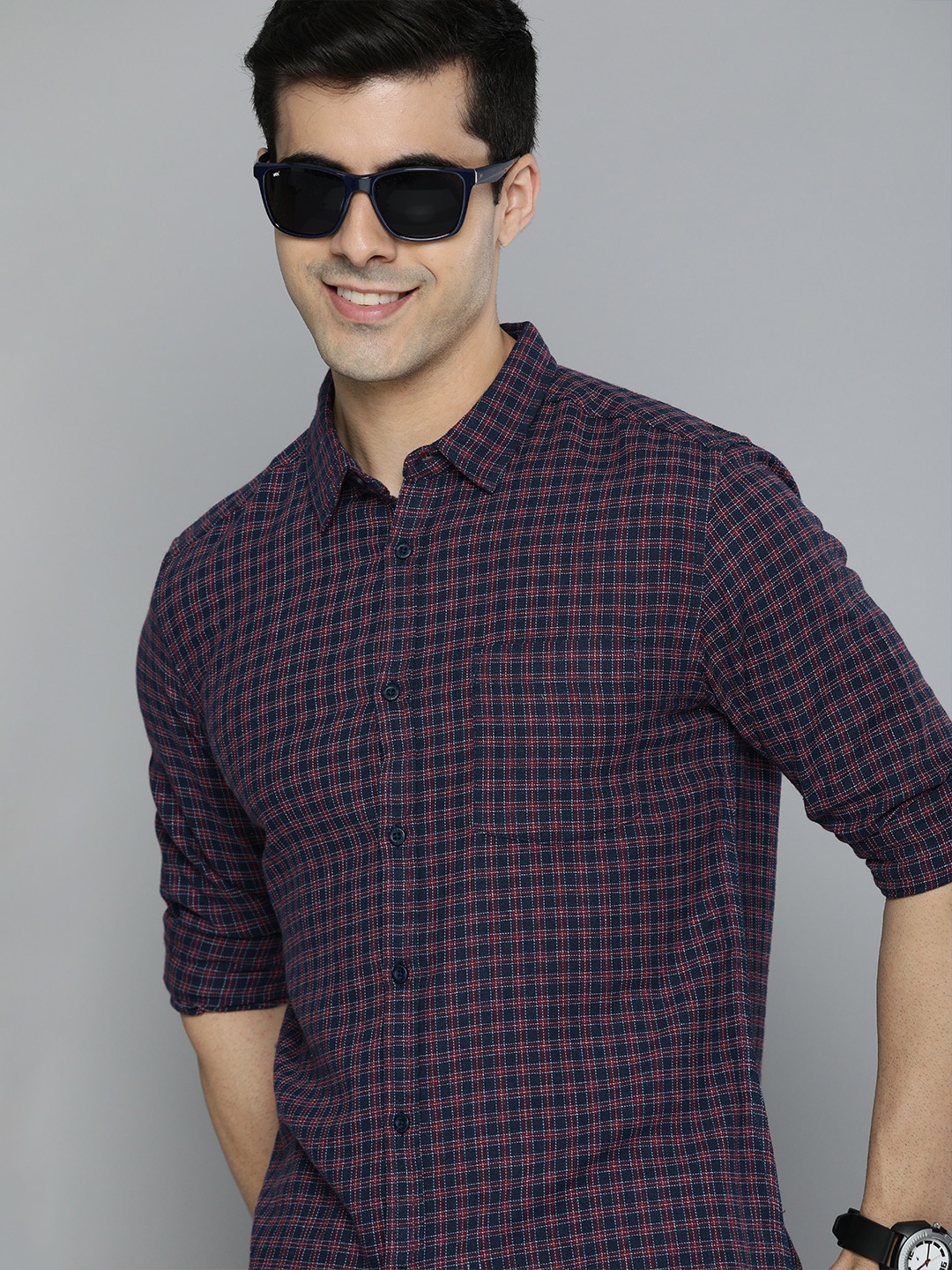 

HERE&NOW Men Navy Blue Checked Sustainable Casual Shirt