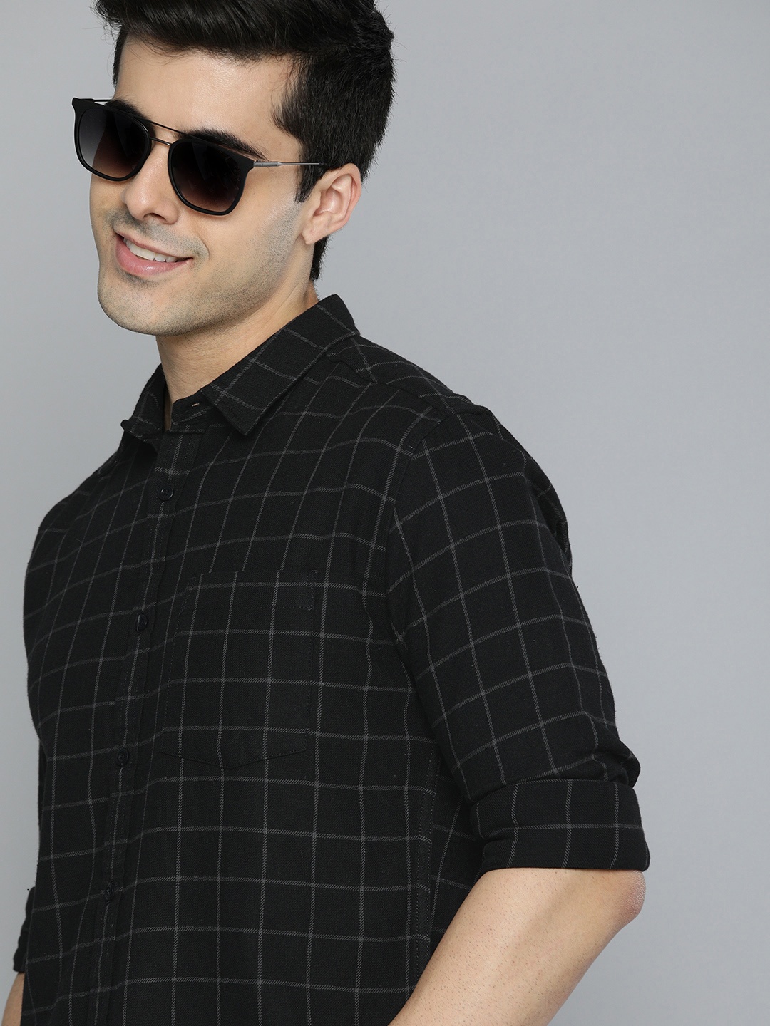 

HERE&NOW Men Black Windowpane Checked Casual Shirt