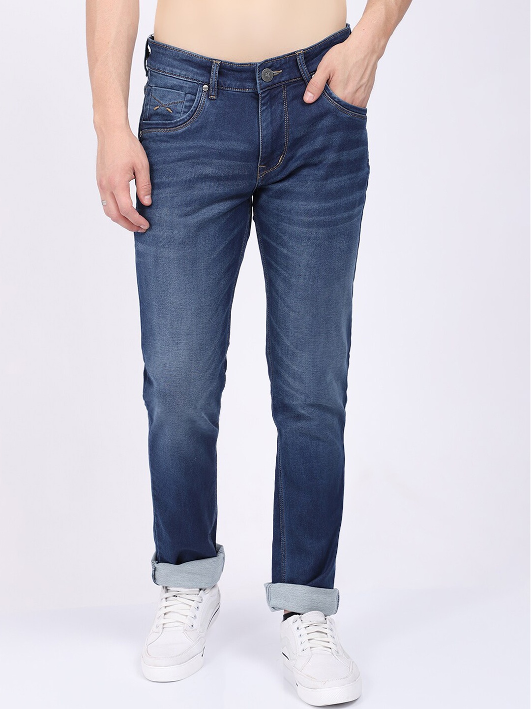 

Cantabil Men Blue Heavy Fade Stretchable Jeans