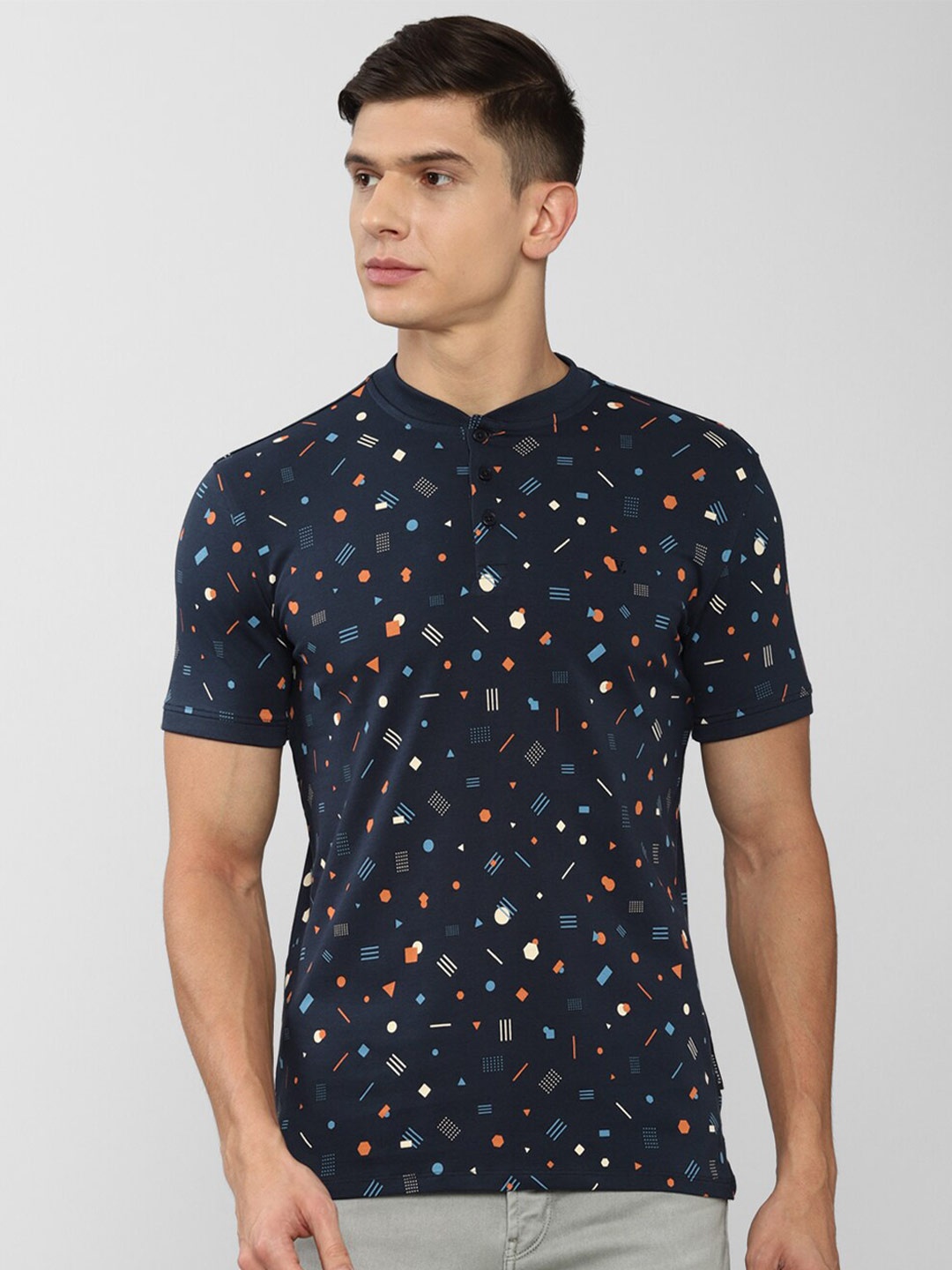 

V Dot Men Navy Blue Printed V-Neck Slim Fit T-shirt 96% Cotton