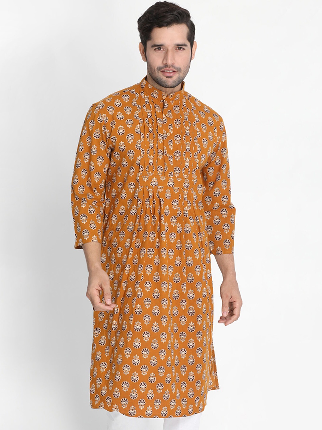

VASTRAMAY Men Mustard Yellow Floral Printed Kurta
