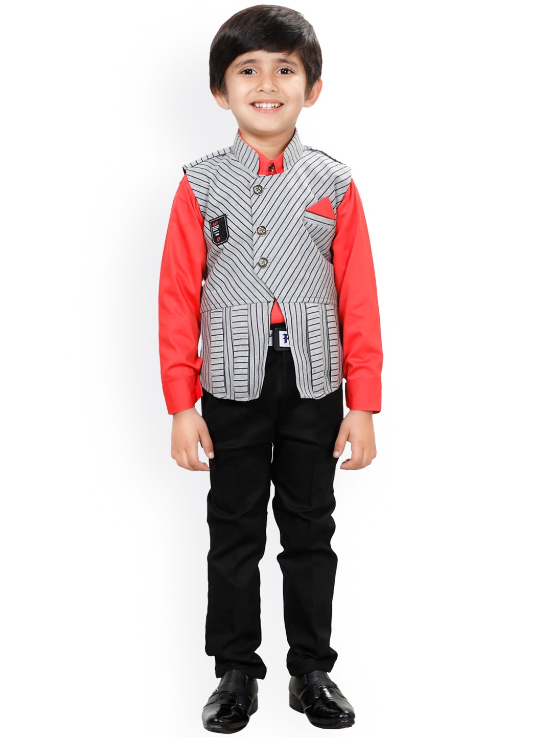 

DKGF FASHION Boys Red Printed Shirt with Trousers