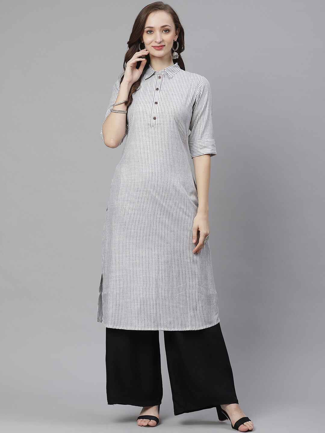 

Bhama Couture Women White & Black Striped Kurta