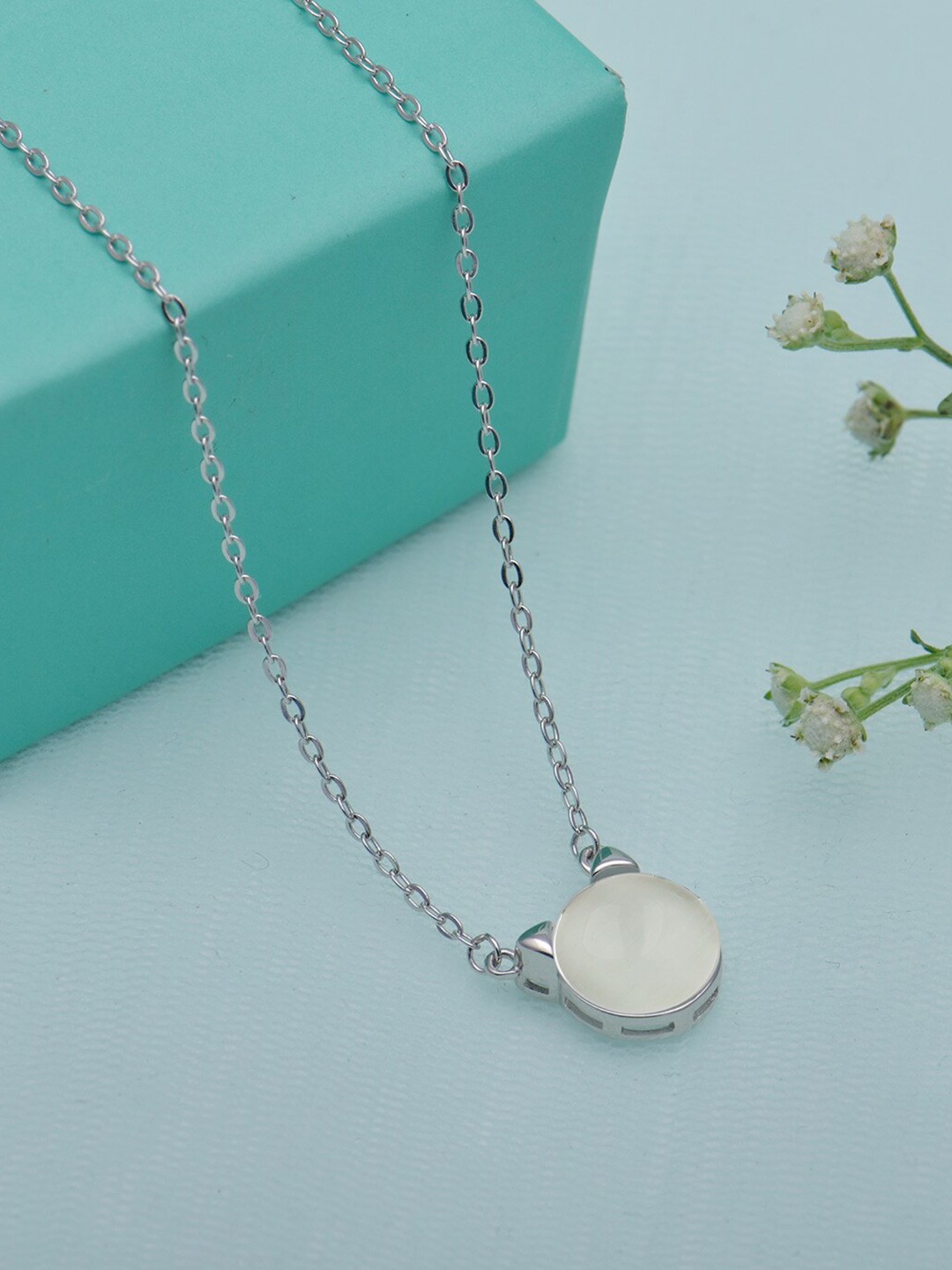 

GIVA 925 Sterling Silver Rhodium Plated Selene Necklace