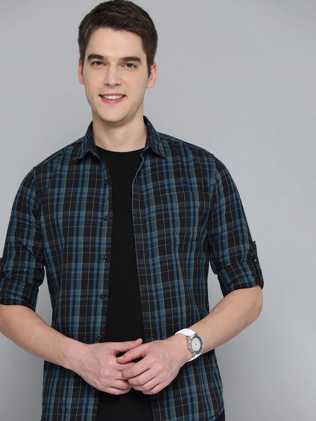 

HERE&NOW Men Navy Blue & Black Pure Cotton Slim Fit Tartan Checked Casual Shirt