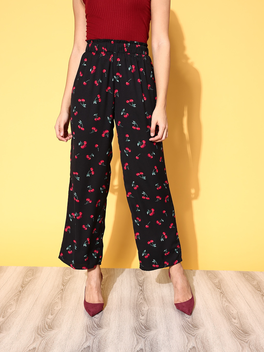 

Berrylush Women Black Conversational Vacay Attire