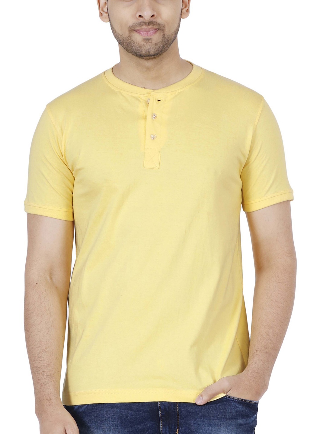 

Fleximaa Men Yellow Henley Neck T-shirt