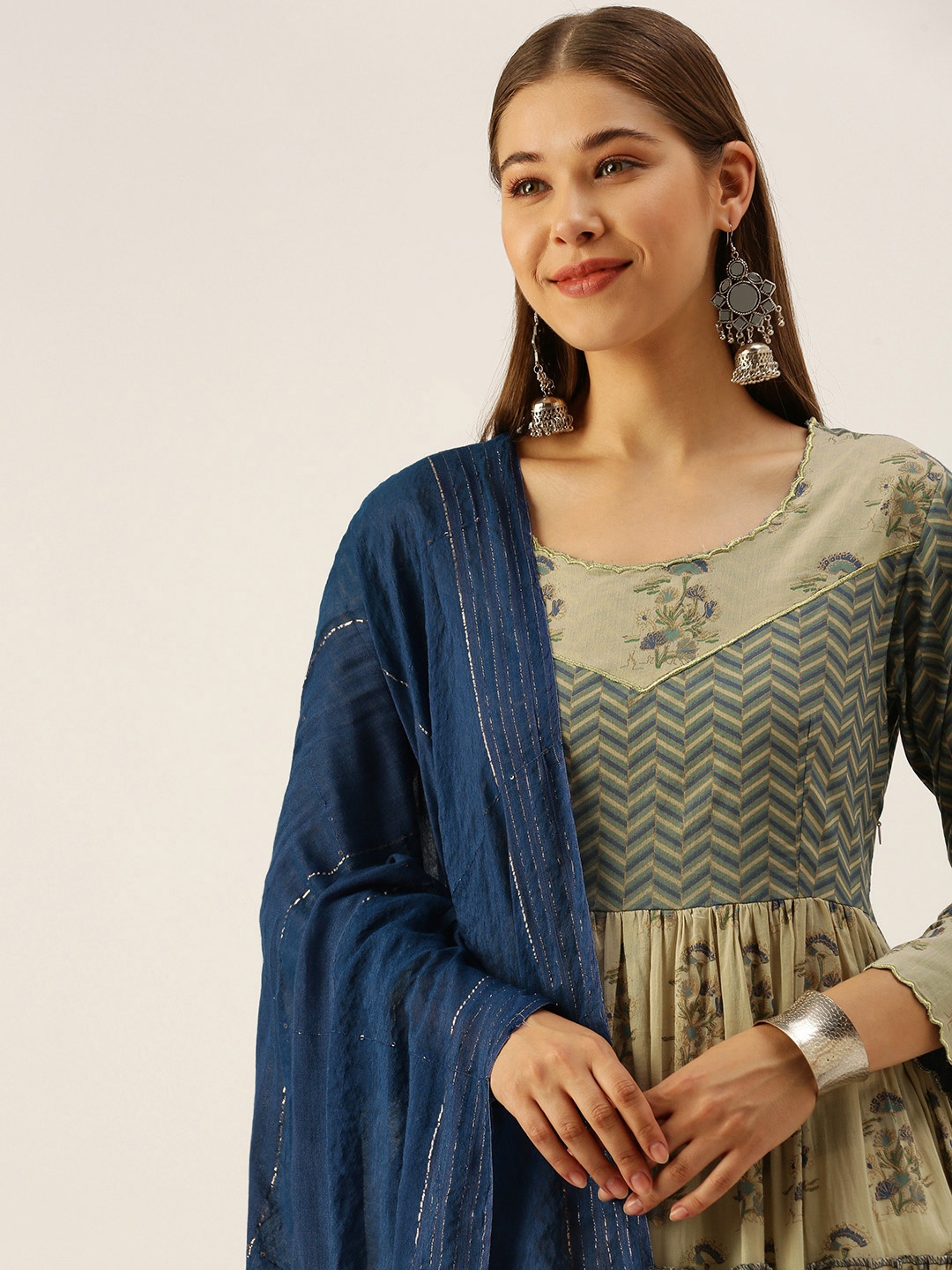 

MAAND Women Beige & Blue Chevron Printed Floral Anarkali Kurta