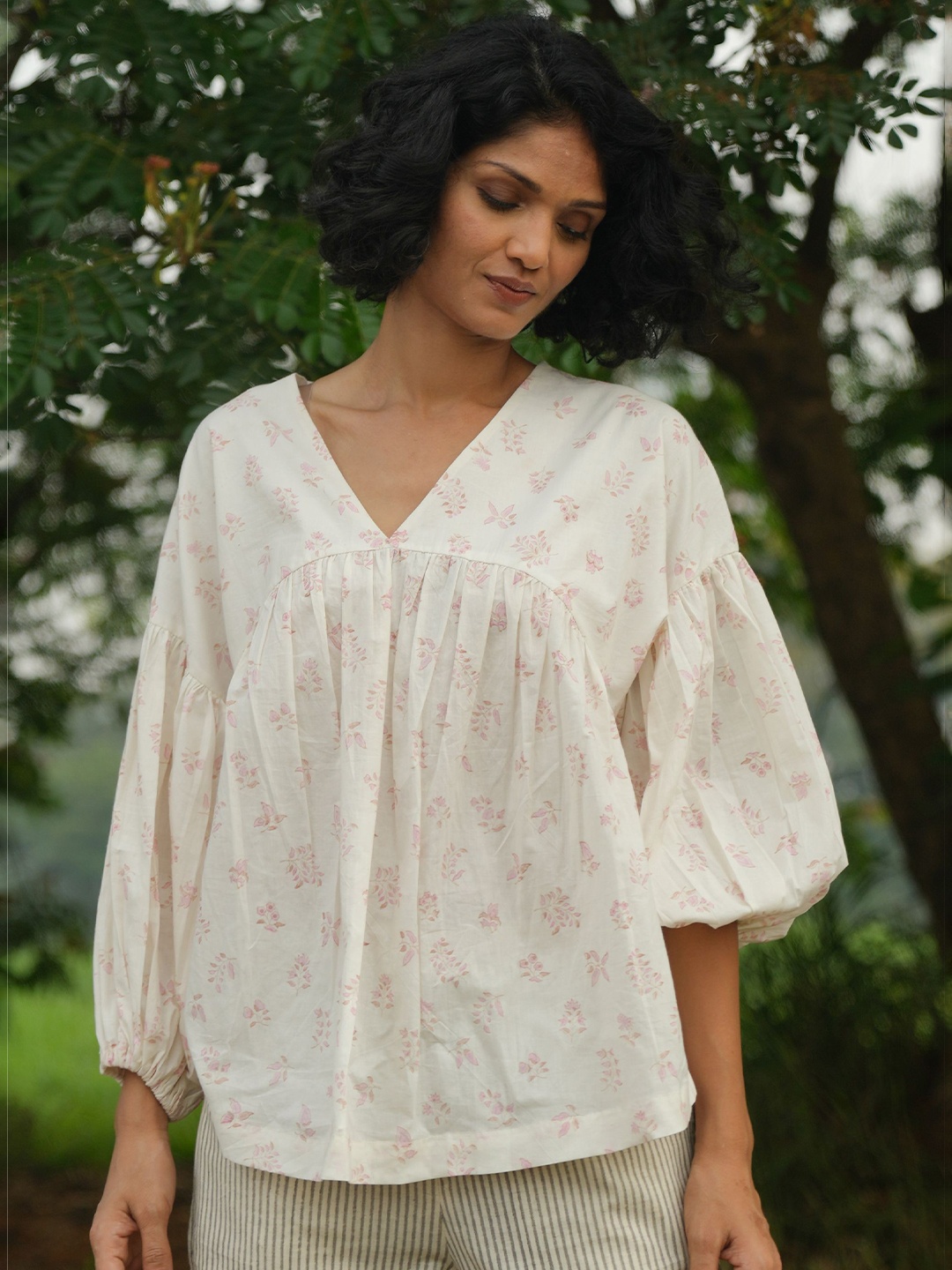 

the kaatn trail Pink Floral Print Top
