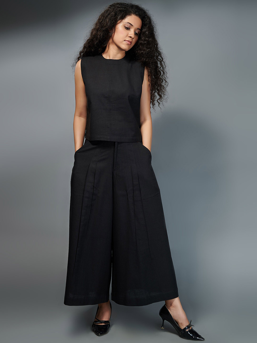

the kaatn trail Women Black Python Lounge Pants