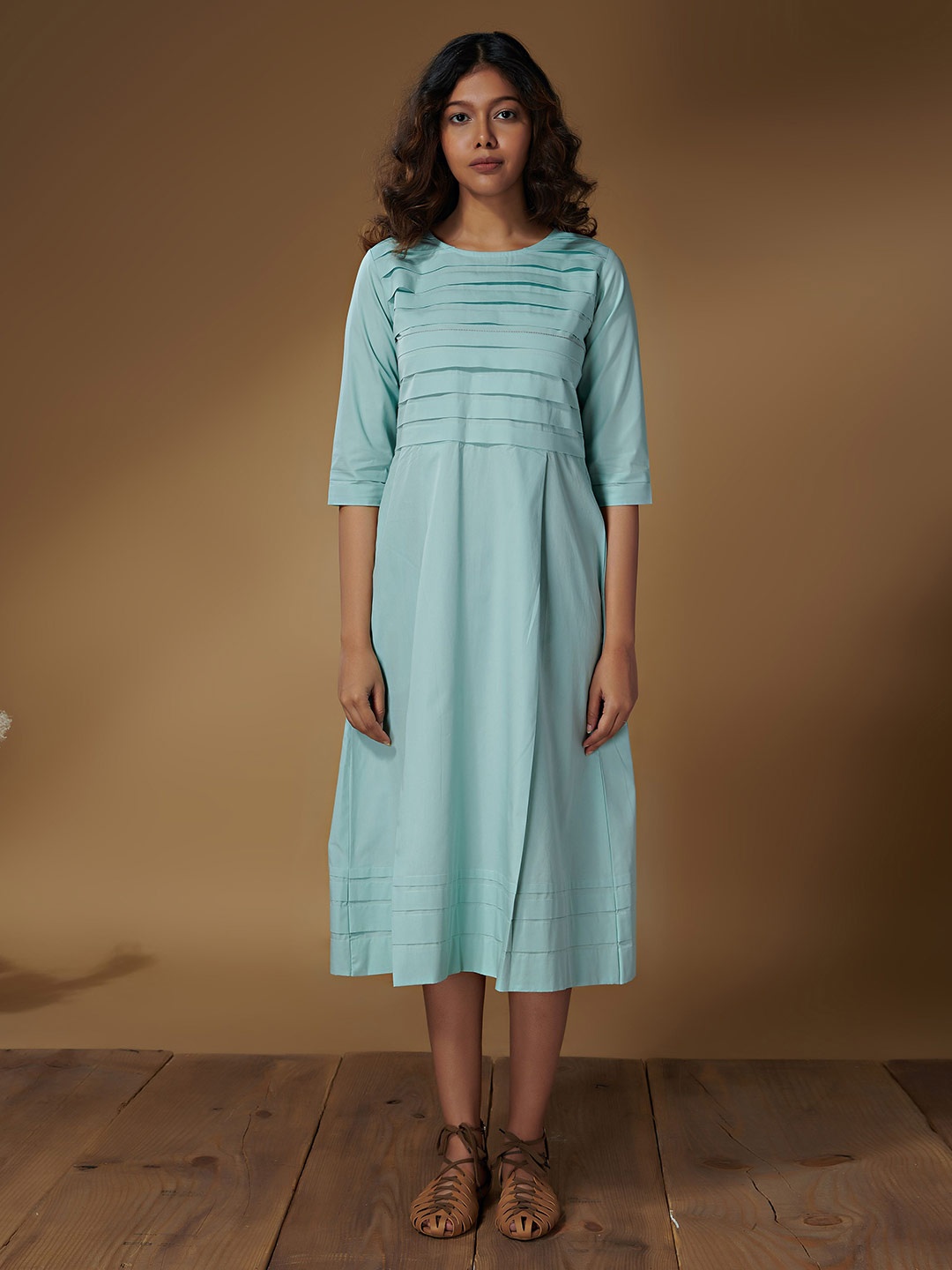 

the kaatn trail Blue Striped A-Line Midi Dress