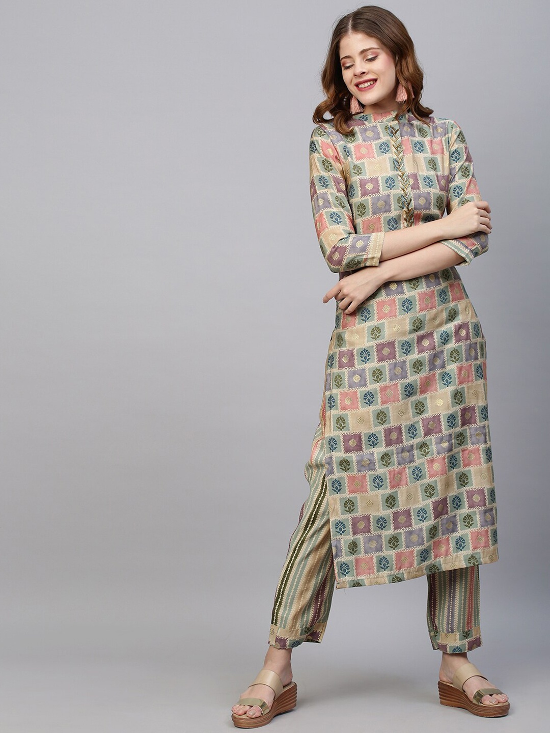

FASHOR Women Multicoloured Kurti with Churidar & With Dupatta, Multi