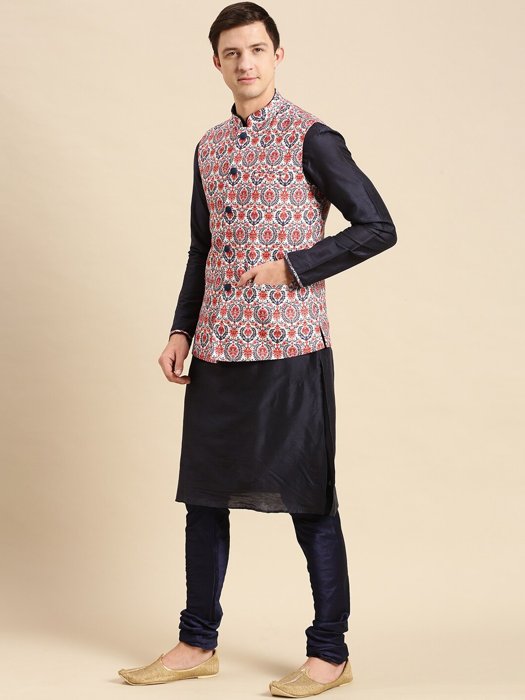 

Sanwara Men Multicoloured Floral Layered Kurta with Churidar, Multi