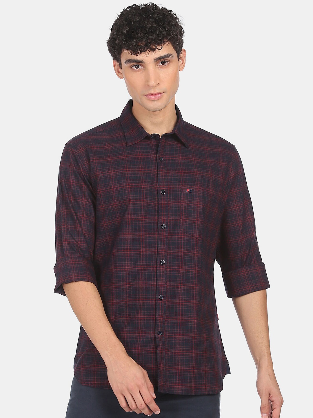 

AD By Arvind Men Navy Blue Slim Fit Checked Casual Shirt